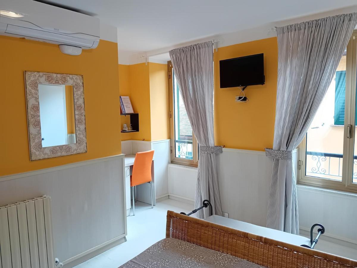 فندق Stella Della Marina مونتيروسّو ال ماري المظهر الخارجي الصورة